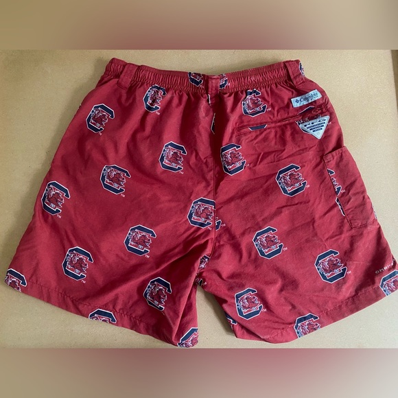 Men's Columbia Garnet South Carolina Gamecocks Omni-Shade Hybrid Shorts - Picture 3 of 4